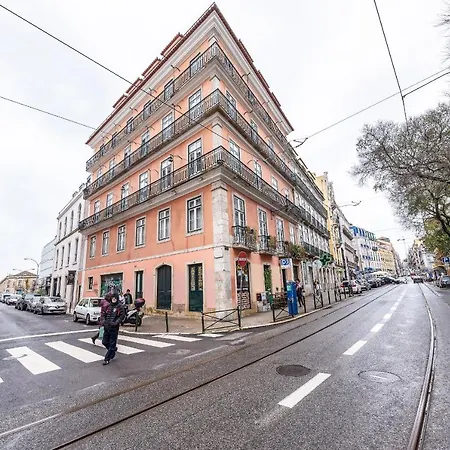 Rustic-style Apt Near Bairro Alto * Lisboa