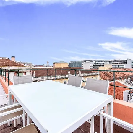 Апартаменты Rustic-style Apt Near Bairro Alto *